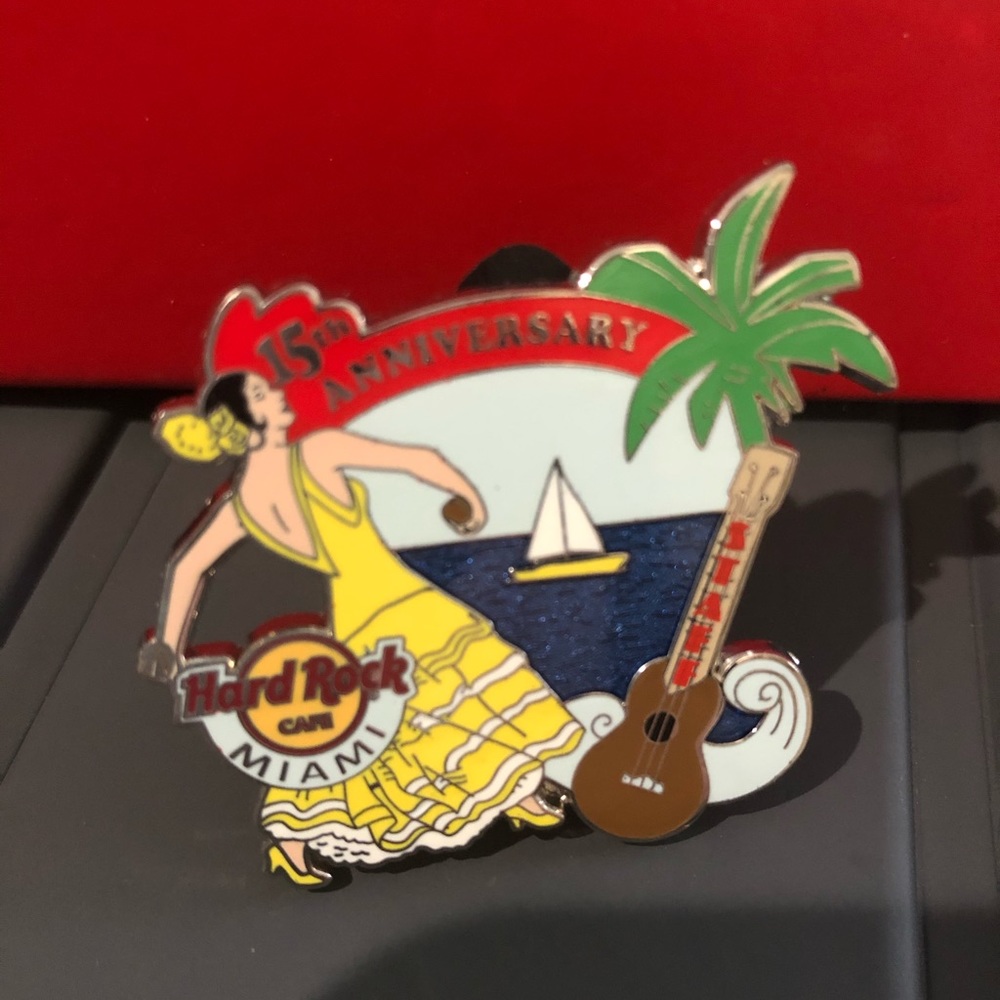 Hard Rock Cafe 15th anniversary Miami staff